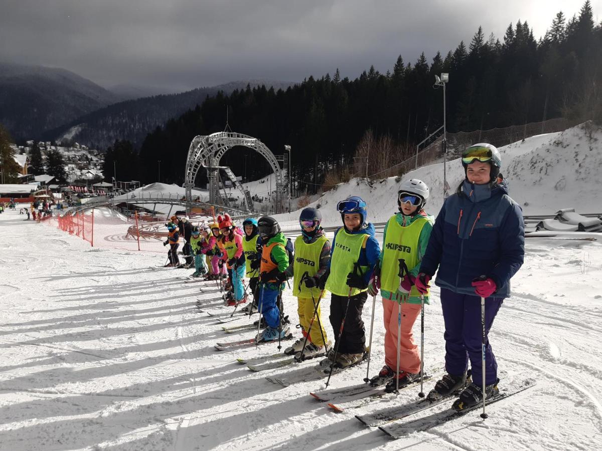 Kalinderu Skier'S Apartament Bellevue Buşteni Zewnętrze zdjęcie