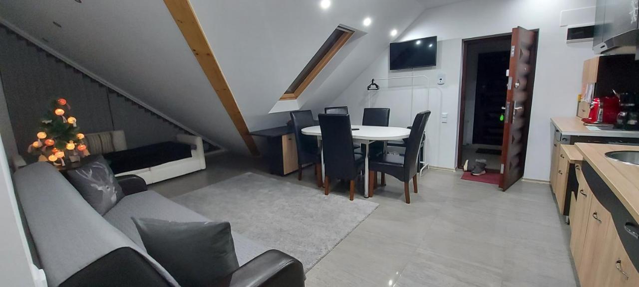 Kalinderu Skier'S Apartament Bellevue Buşteni Zewnętrze zdjęcie